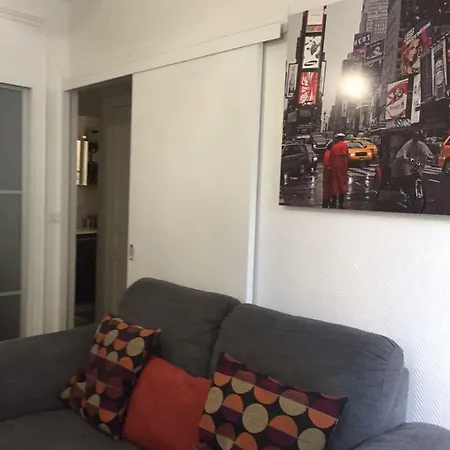 Apartment Le Buffle Noir Montmartre Paris